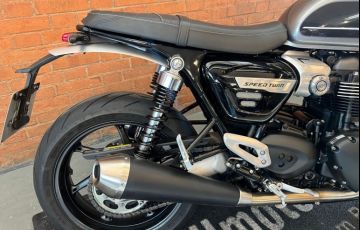 Triumph Speed Twin - Foto #2