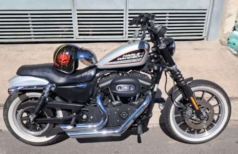 Harley-Davidson Sportster 883 Iron - Foto #5