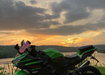 Kawasaki Ninja 400 KRT EDITION - Foto #3