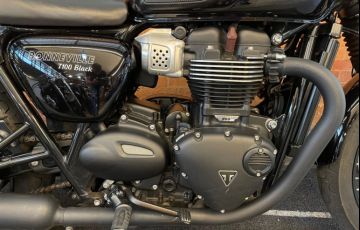 Triumph Bonneville T100 Black 900 - Foto #8