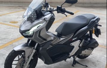 Honda ADV 150 - Foto #1