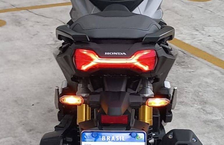 Honda ADV 150 - Foto #2
