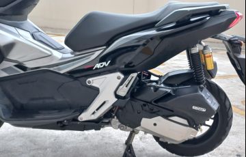 Honda ADV 150 - Foto #4