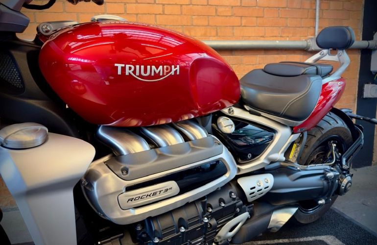 Triumph Rocket Iii R - Foto #10