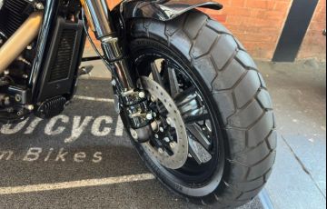 Harley-Davidson Softail Fat Bob 114 - Foto #5