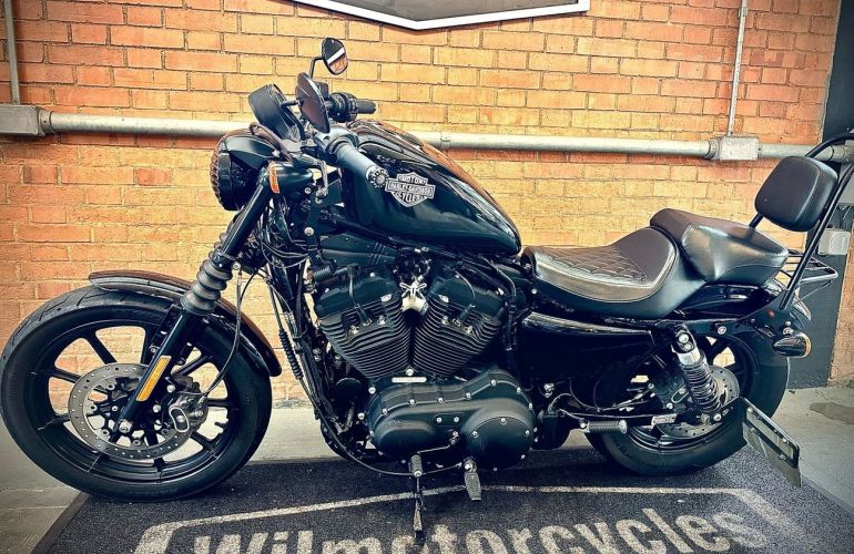 Harley-Davidson Sportster Iron 1200 - Foto #3