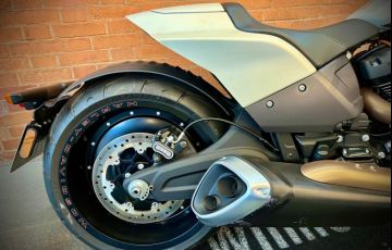Harley-Davidson Softail Fxdr 114 - Foto #9