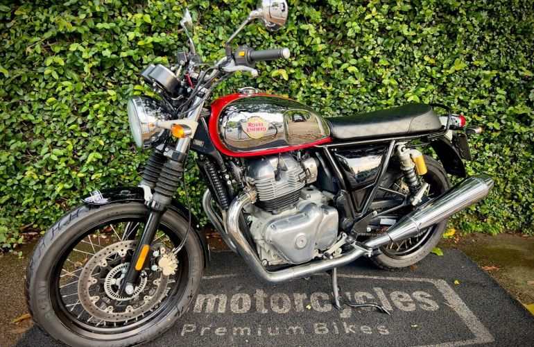 Royal Enfield Interceptor - Foto #10