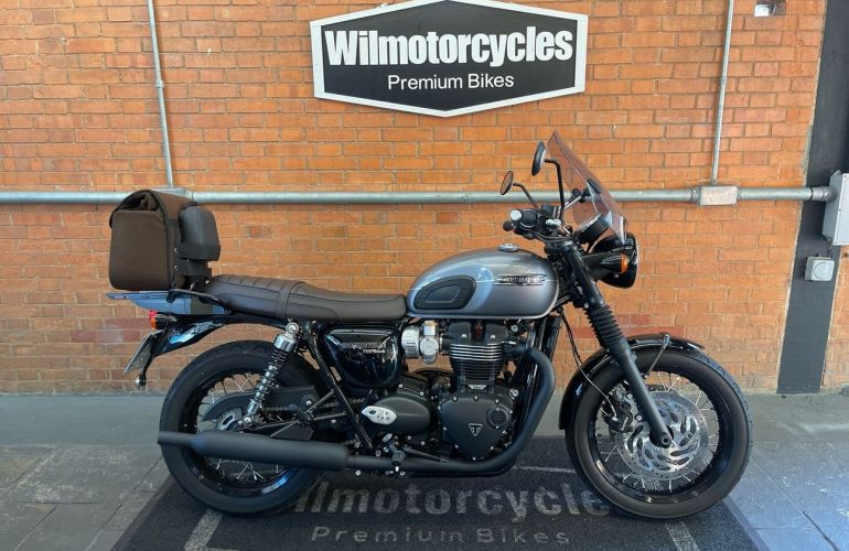 Triumph Bonneville T120 Black 1200 - Foto #1