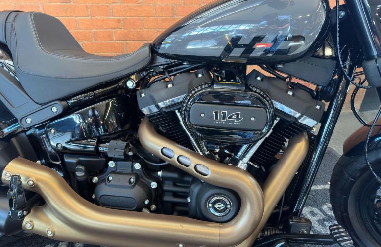 Harley-Davidson Softail Fat Bob 114 - Foto #7