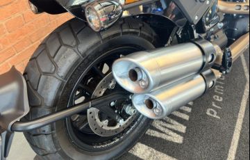 Harley-Davidson Softail Fat Bob 114 - Foto #8