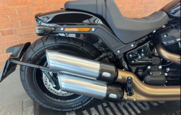 Harley-Davidson Softail Fat Bob 114 - Foto #10