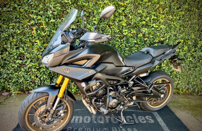 Yamaha MT 09 Tracer - Foto #1