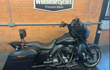 Harley-Davidson Street Glide Special - Foto #3