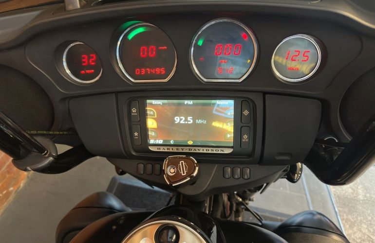 Harley-Davidson Street Glide Special - Foto #8
