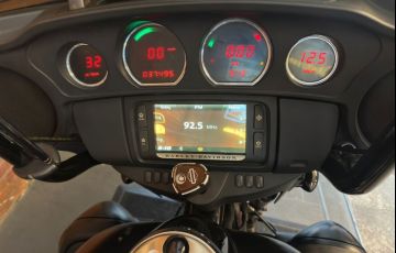 Harley-Davidson Street Glide Special - Foto #8