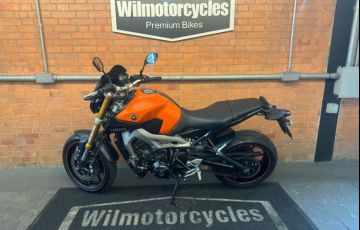 Yamaha MT 09 - Foto #2