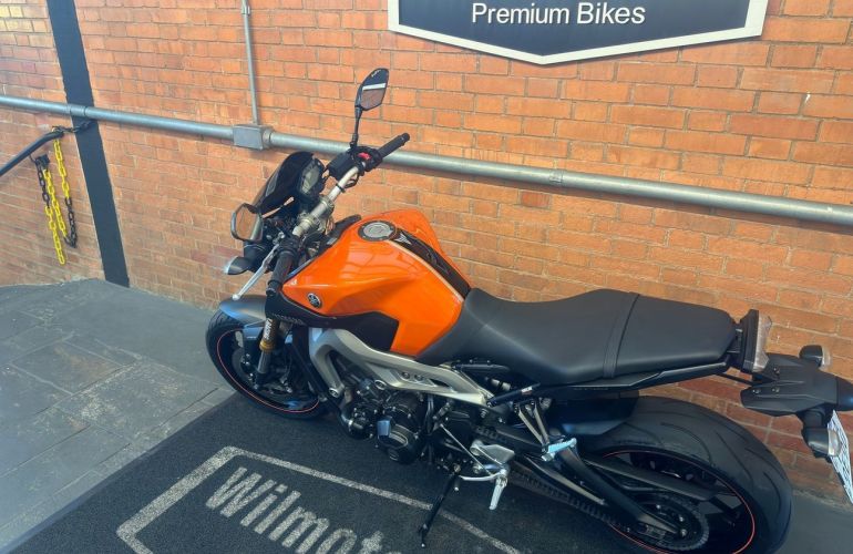 Yamaha MT 09 - Foto #5