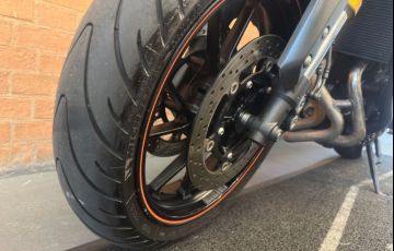 Yamaha MT 09 - Foto #8