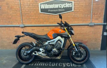 Yamaha MT 09 - Foto #10