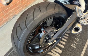 Triumph Street Triple 765 S - Foto #5