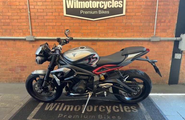 Triumph Street Triple 765 Rs - Foto #1