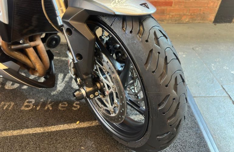 Triumph Street Triple 765 Rs - Foto #8