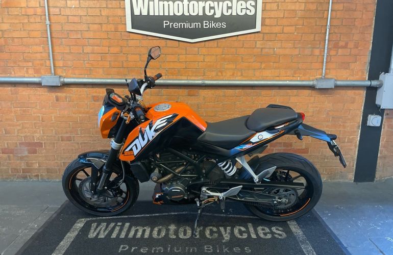 KTM Duke 200 - Foto #9