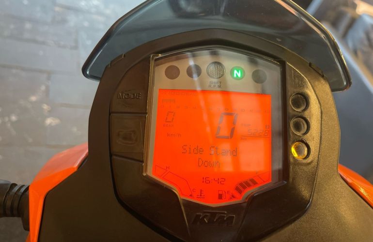 KTM Duke 200 - Foto #10