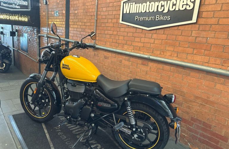Royal Enfield Meteor 350 Fireball - Foto #4