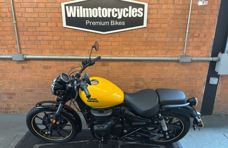 Royal Enfield Meteor 350 Fireball - Foto #9