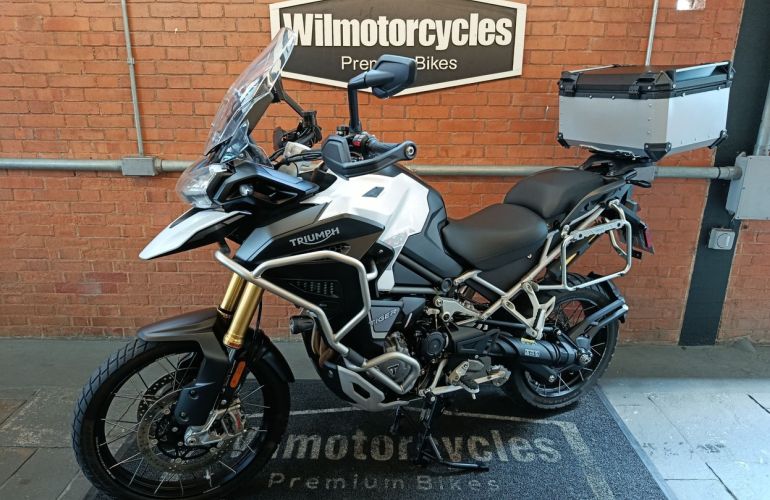 Triumph Tiger 1200 Rally Explorer - Foto #1