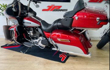 Harley-Davidson Road Glide Ultra - Foto #4