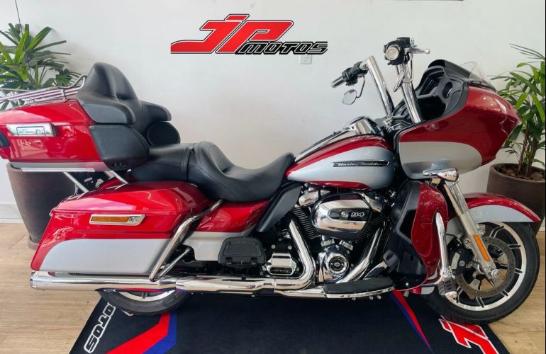 Harley-Davidson Road Glide Ultra - Foto #7