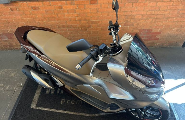 Honda Pcx Dlx - Foto #3