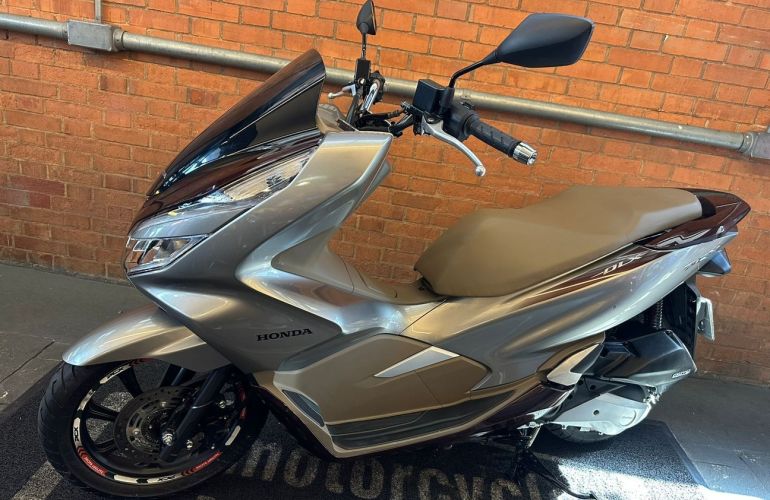 Honda Pcx Dlx - Foto #4