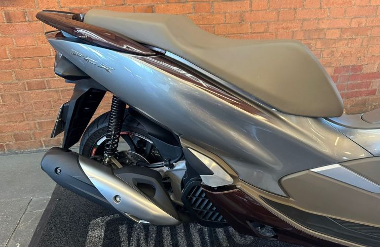 Honda Pcx Dlx - Foto #8