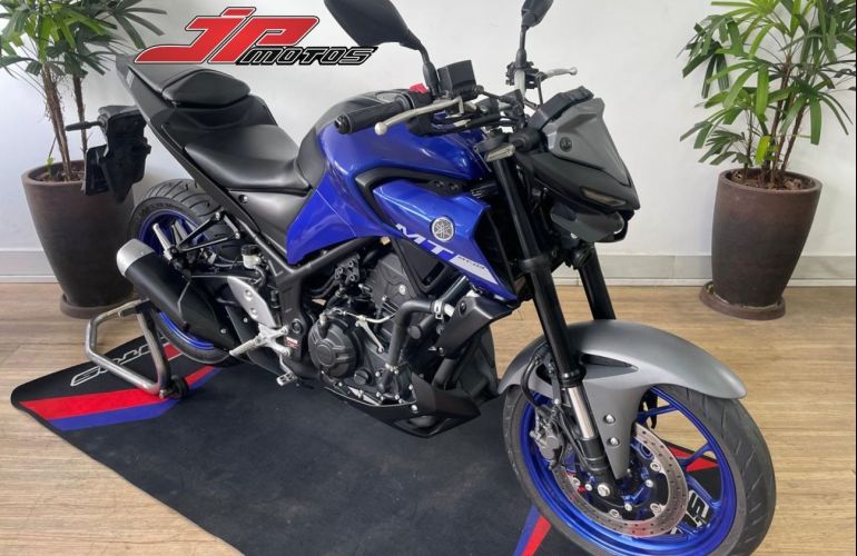 Yamaha MT 03 (ABS) - Foto #1