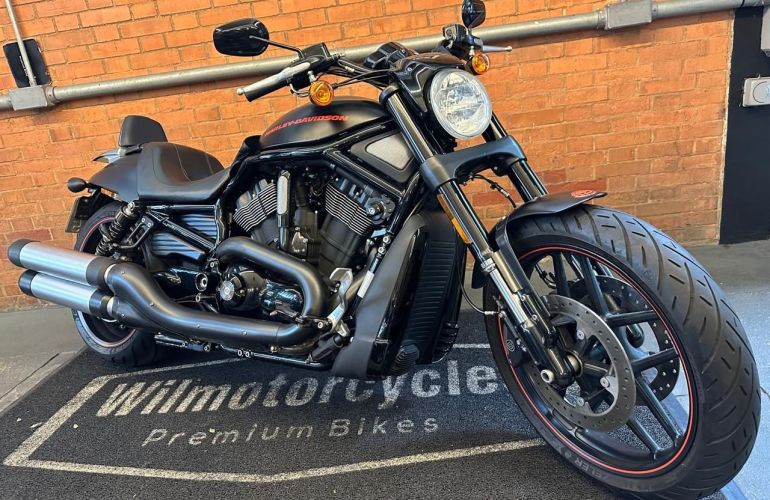 Harley-Davidson Night Rod Special - Foto #2