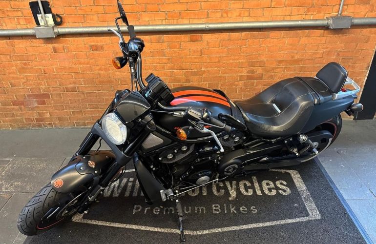 Harley-Davidson Night Rod Special - Foto #10
