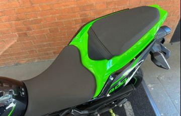 Kawasaki Ninja 400 - Foto #10