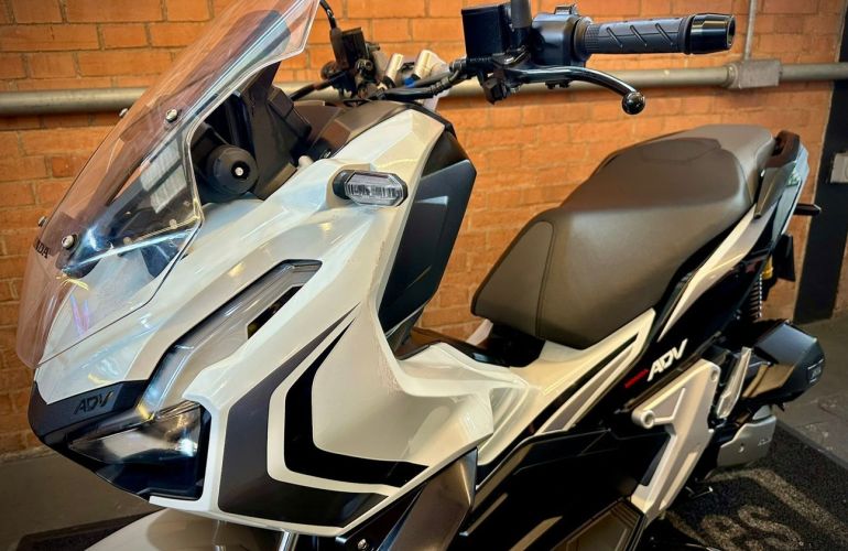 Honda ADV 150 - Foto #7