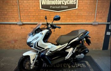 Honda ADV 150 - Foto #8