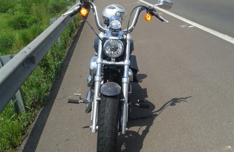 Harley-Davidson XL 1200 Custom CB - Foto #3
