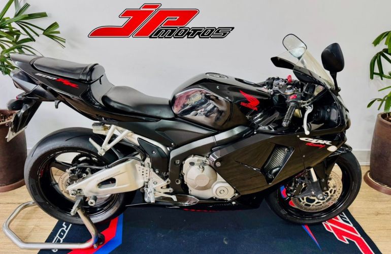 Honda Cbr 600RR - Foto #2