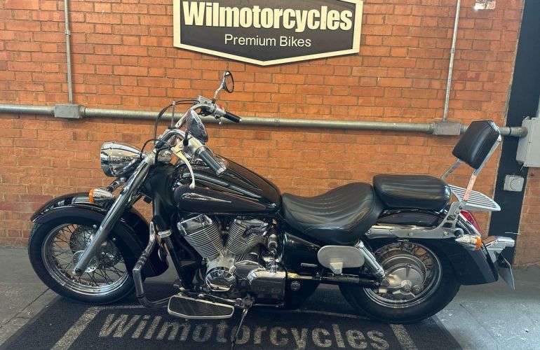 Honda Shadow 750 - Foto #1