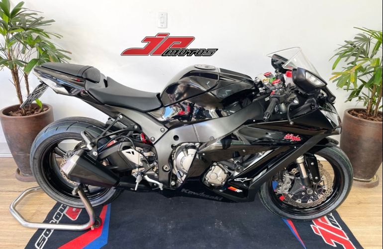 Kawasaki Ninja Zx 10R - Foto #2