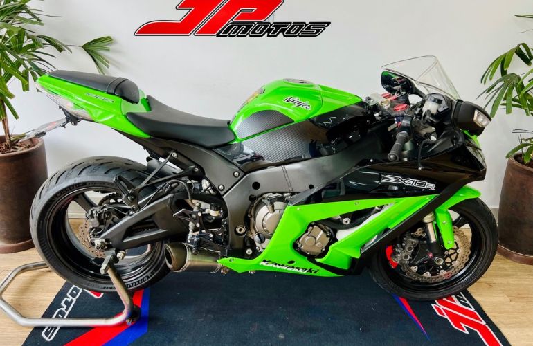 Kawasaki Ninja Zx 10R - Foto #2