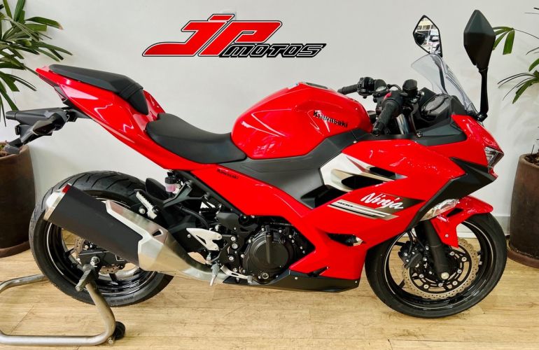 Kawasaki Ninja 400 - Foto #2