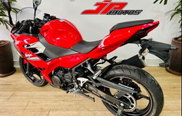 Kawasaki Ninja 400 - Foto #4